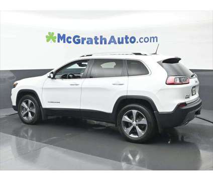 2019 Jeep Cherokee Limited 4x4 is a White 2019 Jeep Cherokee Limited SUV in Dubuque IA