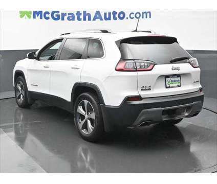 2019 Jeep Cherokee Limited 4x4 is a White 2019 Jeep Cherokee Limited SUV in Dubuque IA