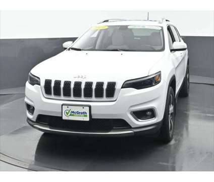 2019 Jeep Cherokee Limited 4x4 is a White 2019 Jeep Cherokee Limited SUV in Dubuque IA