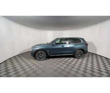 2025 BMW X5 xDrive40i is a Blue 2025 BMW X5 3.0si SUV in Freeport NY