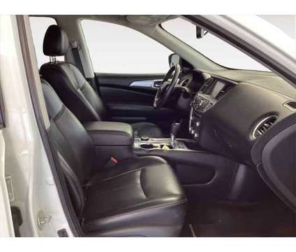 2020 Nissan Pathfinder SL 4WD is a White 2020 Nissan Pathfinder SL SUV in Las Cruces NM
