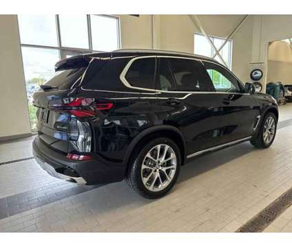 2025 BMW X5 xDrive40i is a Black 2025 BMW X5 4.8is SUV in Westbrook ME
