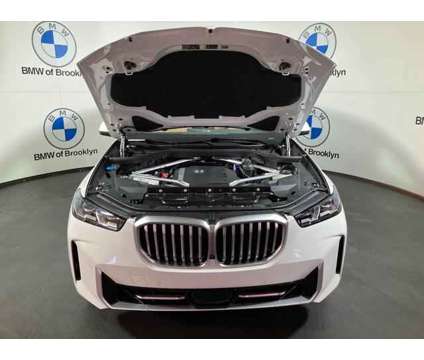 2025 BMW X5 xDrive40i is a White 2025 BMW X5 4.8is SUV in Brooklyn NY