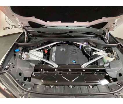 2025 BMW X5 xDrive40i is a White 2025 BMW X5 4.8is SUV in Brooklyn NY