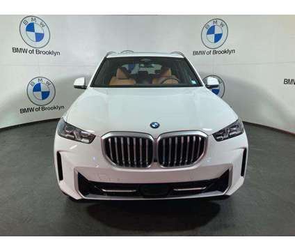 2025 BMW X5 xDrive40i is a White 2025 BMW X5 4.8is SUV in Brooklyn NY