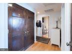 Condo For Sale In Philadelphia, Pennsylvania