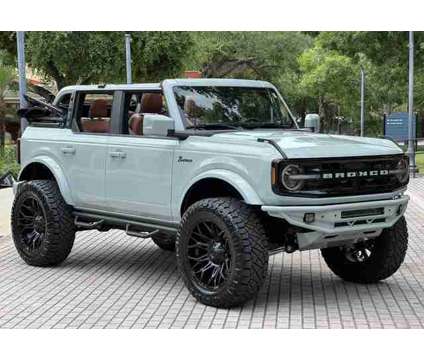 2024 Ford Bronco for sale is a Grey 2024 Ford Bronco Car for Sale in Tampa FL