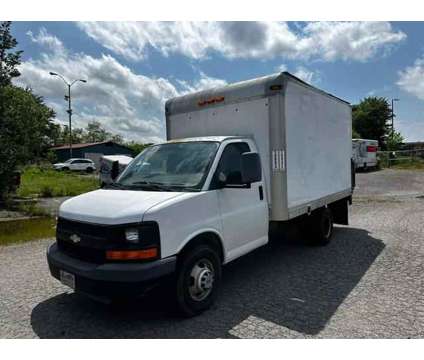 2006 Chevrolet Express Commercial Cutaway for sale is a White 2006 Chevrolet Express Car for Sale in Winston Salem NC