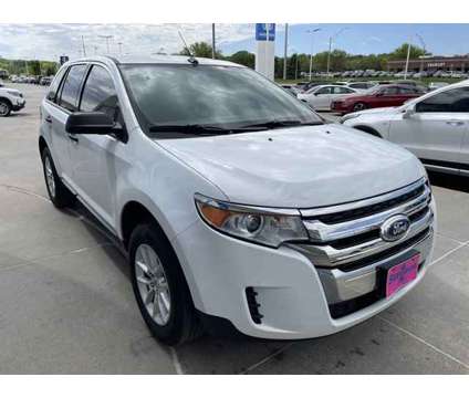 2014 Ford Edge SE is a White 2014 Ford Edge SE Car for Sale in Omaha NE