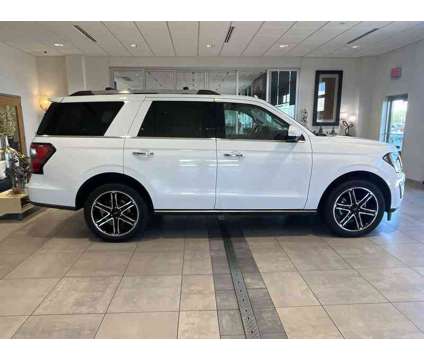 2021UsedFordUsedExpeditionUsed4x4 is a White 2021 Ford Expedition Car for Sale in Milwaukee WI