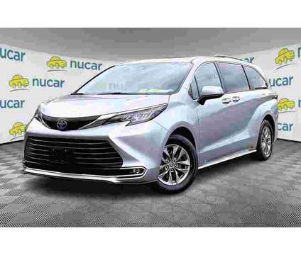 2023UsedToyotaUsedSiennaUsedFWD 8-Passenger (Natl) is a Silver 2023 Toyota Sienna Car for Sale in Norwood MA