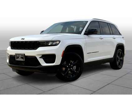 2022UsedJeepUsedGrand CherokeeUsed4x2 is a White 2022 Jeep grand cherokee Car for Sale in Houston TX