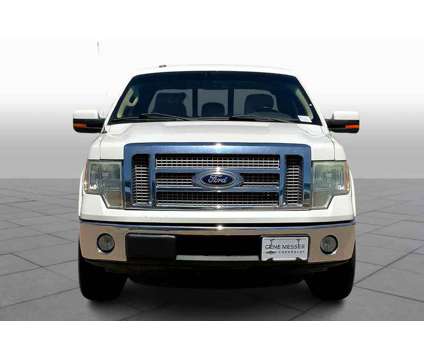 2011UsedFordUsedF-150Used2WD SuperCrew 145 is a Silver, White 2011 Ford F-150 Car for Sale in Lubbock TX