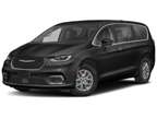 2024 Chrysler Pacifica Touring L 5 miles