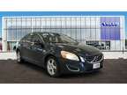 2012 Volvo S60 T5 w/Moonroof