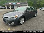 Used 2015 Toyota Avalon Hybrid for sale.