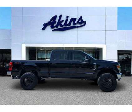 2022 Ford Super Duty F-250 SRW LARIAT is a Black 2022 Ford Car for Sale in Winder GA
