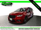 2024 Chrysler Pacifica Red, new