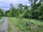 Plot For Sale In Berkeley Springs, West Virginia