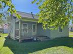 Home For Sale In Chanute, Kansas