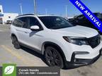 2022 Honda Pilot White, 23K miles