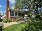 Home For Sale In Marion, Illinois