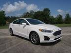 2019 Ford Fusion White, 88K miles