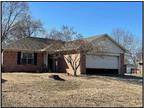 1515 Greenwood Circle