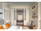 Condo For Sale In Manhattan, New York