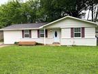 3/1B FOR RENT IN Huntsville, AL #14005 Creely Dr SW