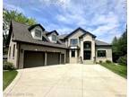 Home For Sale In Troy, Michigan