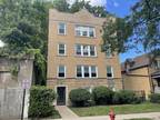 Flat For Rent In Evanston, Illinois