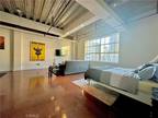 Condo For Sale In Los Angeles, California