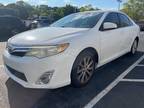 2014 Toyota Camry SE V6 4dr Sedan