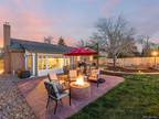 Home For Sale In Lakewood, Colorado