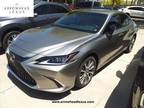 2021 Lexus ES 300h Base