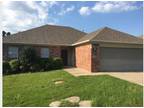 404 Ridgewood, Benton AR 72015 - Nice 4br 2ba just off Gattin Rd.