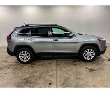 2016 Jeep Cherokee Latitude is a Silver 2016 Jeep Cherokee Latitude SUV in Chippewa Falls WI