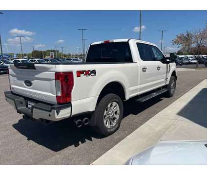 2019 Ford F-250 LARIAT is a Silver, White 2019 Ford F-250 Lariat Truck in Stevens Point WI