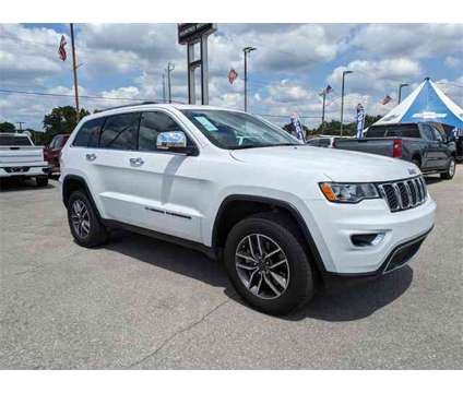 2022 Jeep Grand Cherokee WK Limited is a White 2022 Jeep grand cherokee Limited SUV in Lake City FL
