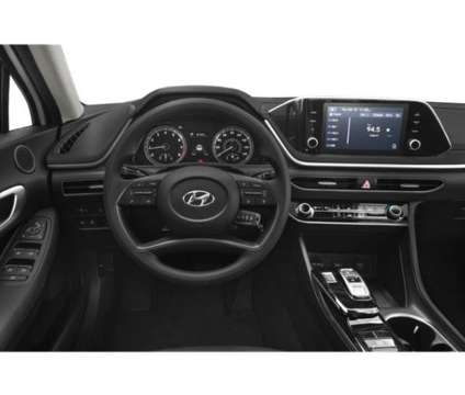 2022 Hyundai Sonata SE is a Black 2022 Hyundai Sonata SE Sedan in Delray Beach FL