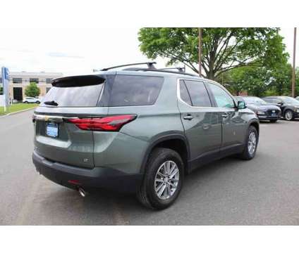 2022 Chevrolet Traverse AWD LT Cloth is a Silver 2022 Chevrolet Traverse LT SUV in Shrewsbury NJ