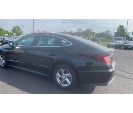 2021 Hyundai Sonata SE is a Black 2021 Hyundai Sonata SE Sedan in Hartford CT