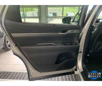 2024 Hyundai Palisade SEL is a Silver 2024 SUV in Bridgeport WV