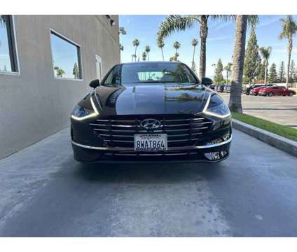 2021 Hyundai Sonata SE is a Black 2021 Hyundai Sonata SE Sedan in Bakersfield CA