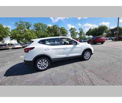 2021 Nissan Rogue Sport S FWD Xtronic CVT is a White 2021 Nissan Rogue Station Wagon in Duluth GA