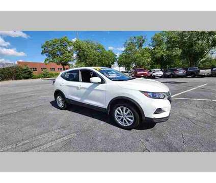 2021 Nissan Rogue Sport S FWD Xtronic CVT is a White 2021 Nissan Rogue Station Wagon in Duluth GA