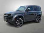 2024 Land Rover Defender 90 X-Dynamic SE