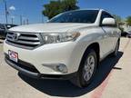 2013 Toyota Highlander Base 2WD V6