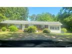 3050 Old River Rd Greenville, NC -